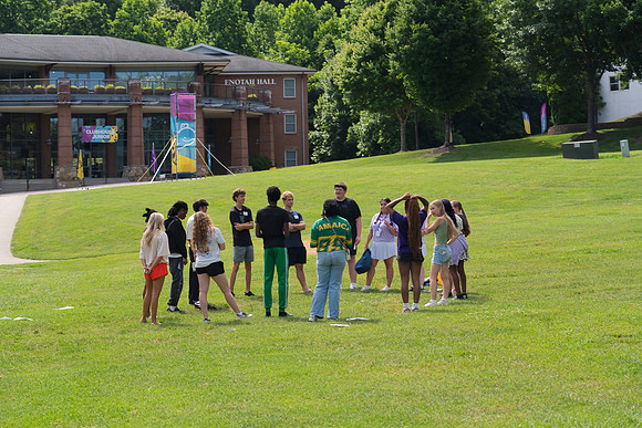 YHC_Orientation0149
