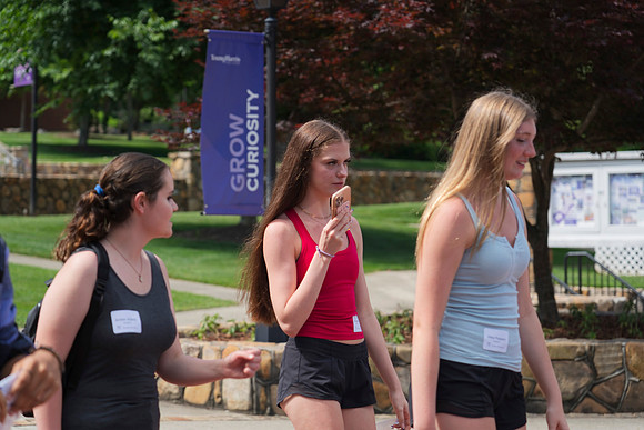 YHC_Orientation0170_1